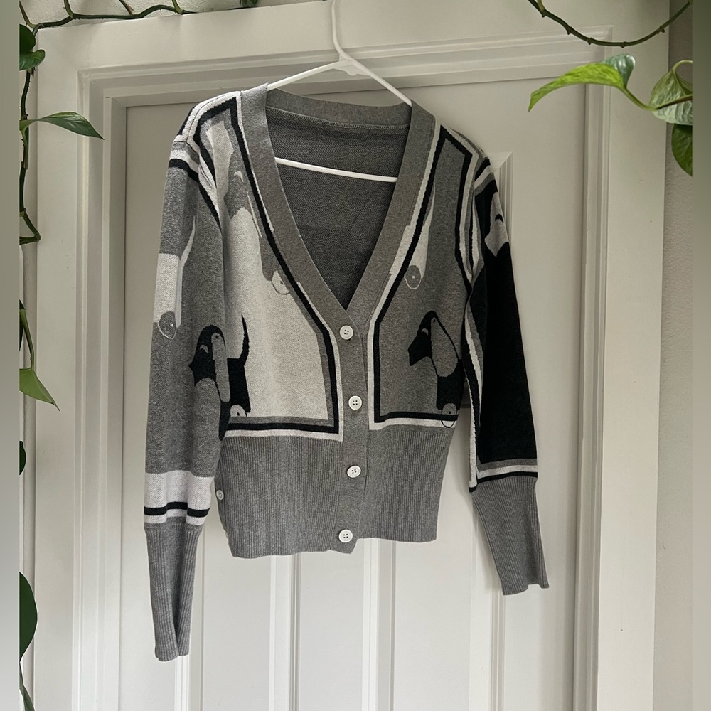 Grey/black tone dog deep-V neck cardigan